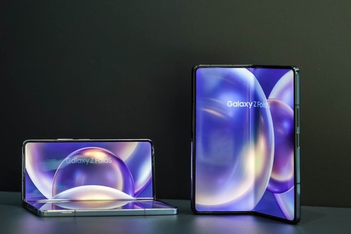 韦德体育官方下载手机版全新铰链玩法升级 三星Galaxy Z Fold5Flip5国行发布7499元起(图4)